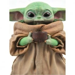 Gametraders Rouse Hill Star Wars: The Mandalorian - The Child With Soup Bowl 1:2 Scale Statue Collectables