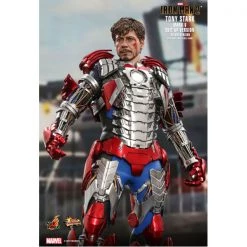 Gametraders Rouse Hill Collectables Iron Man 2 - Tony Stark Mark V Suit Up Deluxe 1:6 Scale 12" Action Figure