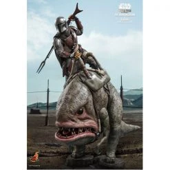 Gametraders Rouse Hill Collectables Star Wars: The Mandalorian - Mandalorian & Blurrg 1:6 Scale Action Figure Set