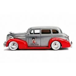 Gametraders Rouse Hill Betty Boop - 1939 Chevy Master Deluxe 1:24 Scale Hollywood Ride