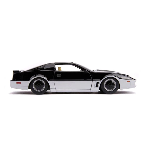 Gametraders Rouse Hill Collectables Knight Rider - K.A.R.R. 1982 Pontiac Firebird 1:24 Scale Hollywood Ride 4 Gametraders Rouse Hill Collectables Knight Rider - K.A.R.R. 1982 Pontiac Firebird 1:24 Scale Hollywood Ride