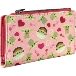 Gametraders Rouse Hill Loungefly - Star Wars: The Mandalorian - Grogu Heart US Exclusive Purse